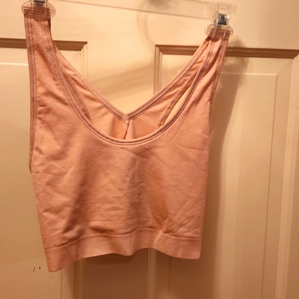 NEW.  FRUIT OF THE LOOM COMFORT BRA.  DURABLE 4 WAY STRETCH.   SIZE EXTRA LARGE.